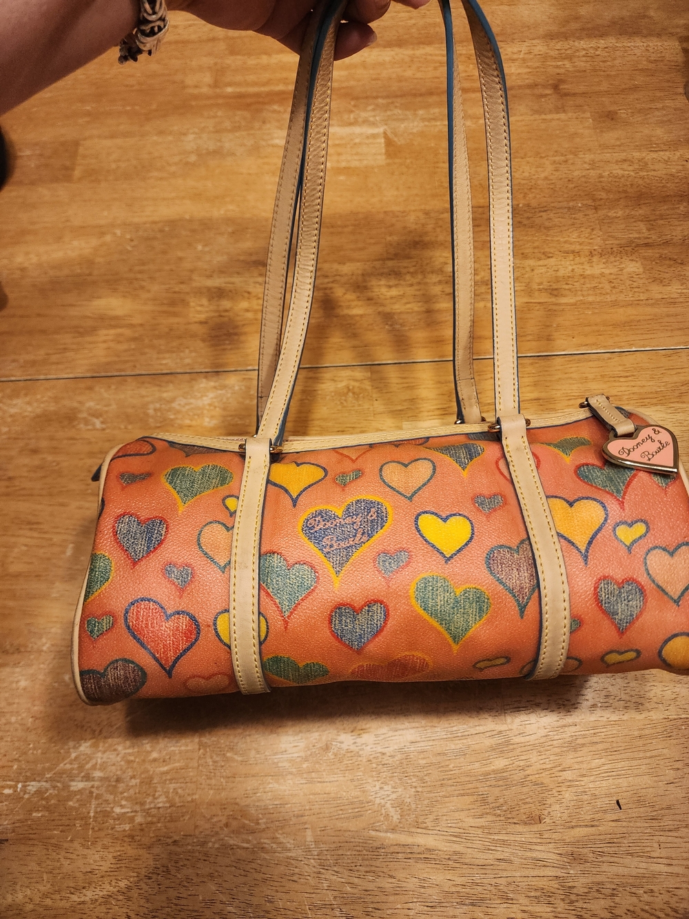 vintage Y2K Dooney & Bourke multicolor crayon hearts barrel bag - Picture 2 of 16